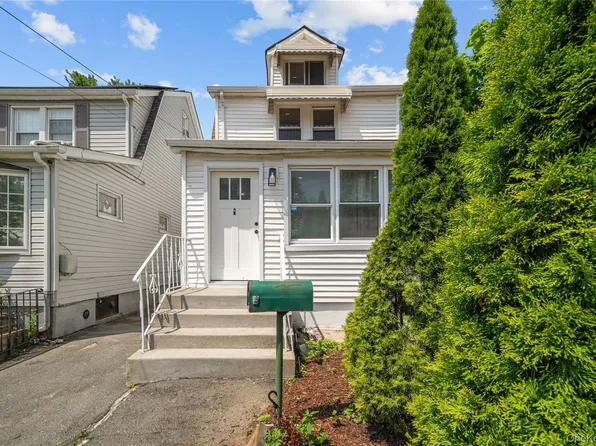 11422 212th Street, Cambria Heights, NY 11411