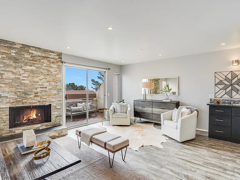 Carter Dr — Photo 1
