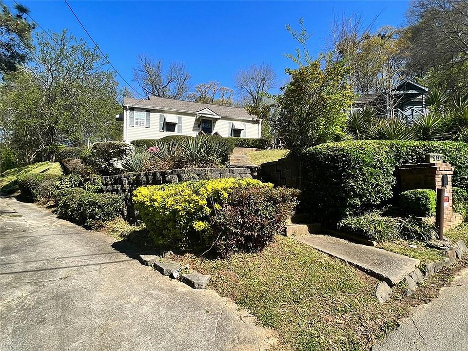 1st image of 2103 Arlington Cir NW