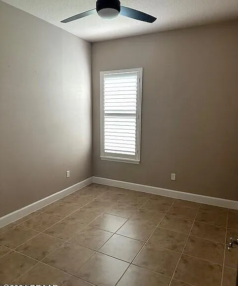 6326 Hanfield Dr — Photo 24