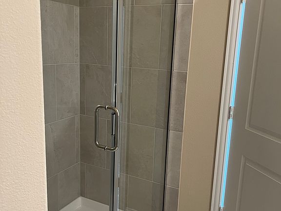 3rd image of 1013 Amendun Ln