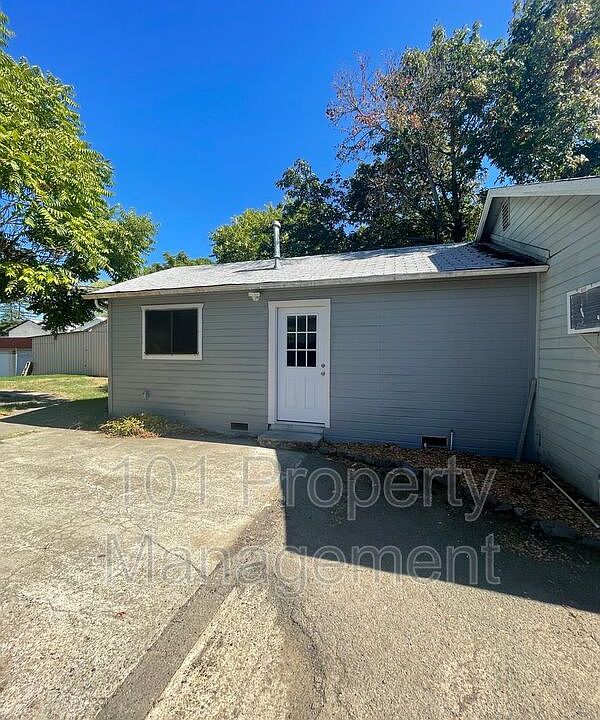 1st image of 188 Thomas St #B