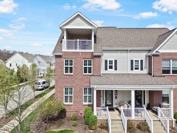 23 Allegheny Ave, Oakmont, PA 15139