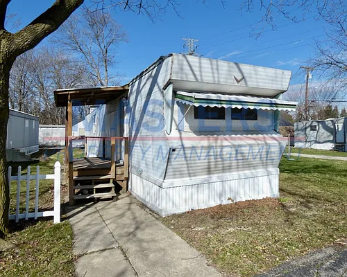 10635 Ford Rd Photo 1