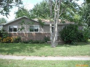 121 E John St, Durand, MI 48429