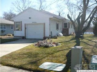 33 Columbine Cir, Toms River, NJ