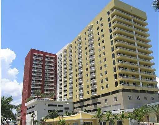 3rd image of 1551 N Flagler Dr APT 706