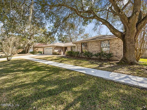 2nd image of 4344 ST ALBANS Drive