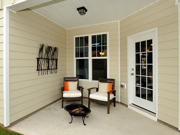 Model Home Pics Back_Porch