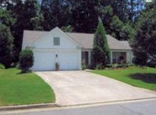 139 Park Forest Dr NW, Kennesaw, GA 30144