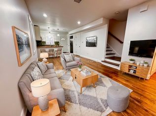 122 W 7th St #B, South Boston, MA 02127