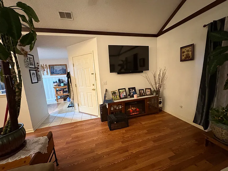 5 Twin Oaks Cir — Photo 4