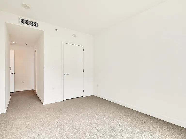 301 Main St #11B — Photo 15