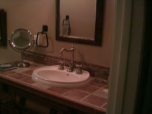 5th image of 718 Duck Lake Dr SE