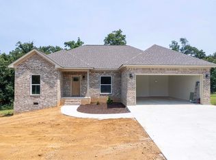 177 Cox Cemetery Rd, Killen, AL 35645