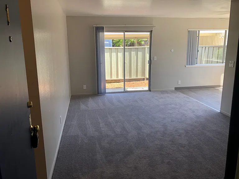 Capitola Hill Apartments — Photo 4