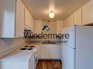 1130 SW Harrier Cir APT 3, Oak Harbor, WA 98277