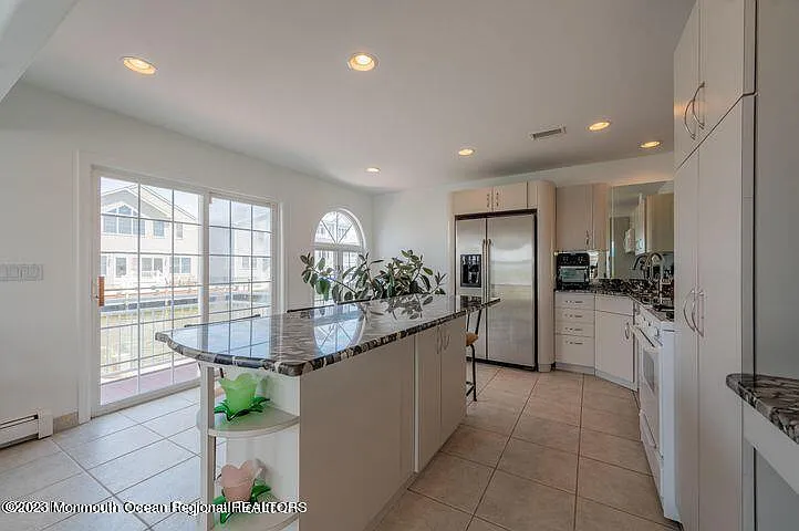 446 Eisenhower Ave #2026 — Photo 6