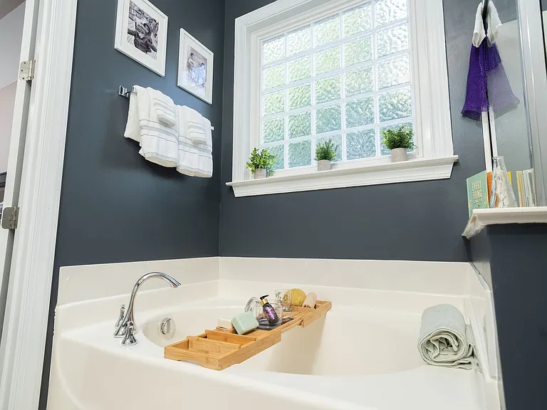 1606 Morehead Hill Ct — Photo 28