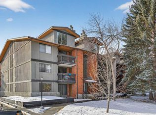7301 N 4a St SW #202B, Calgary, AB T2V 4V8