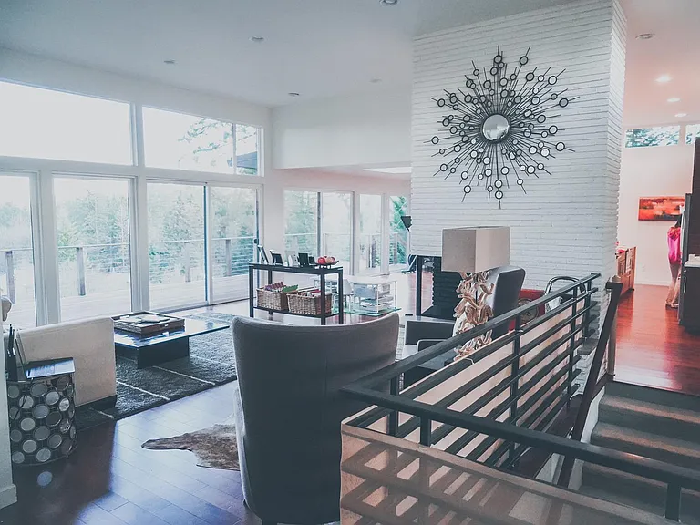 10050 SW 25th Ave — Photo 16