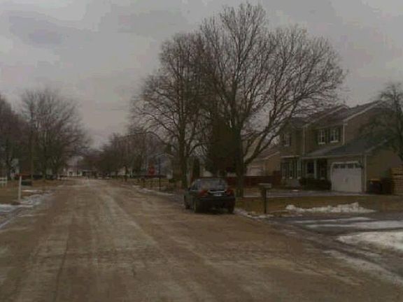 2nd image of 781 Woodland Ln