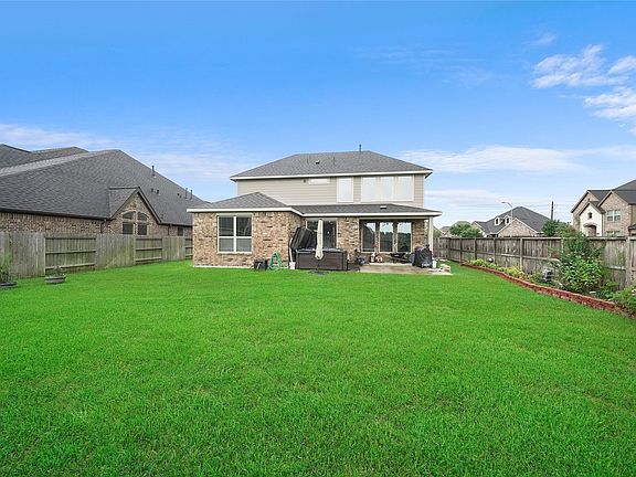 5th image of 18618 Waterfall Creek Way