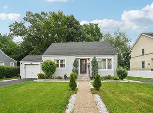 416 Luhmann Dr, New Milford, NJ 07646