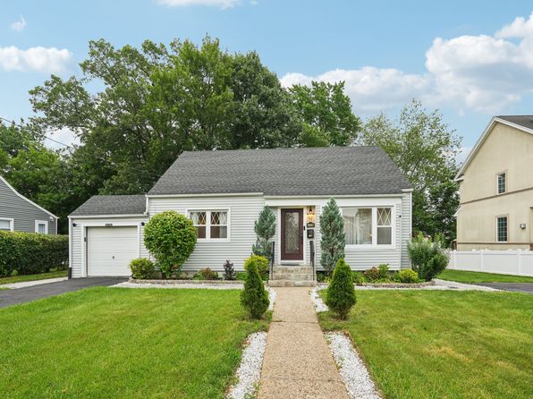 416 Luhmann Dr