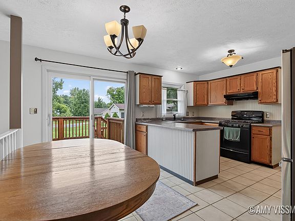 5th image of 6363 Ada Dr SE