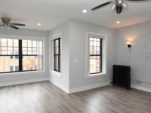 4th image of 1066 W Glenlake Ave Unit 4