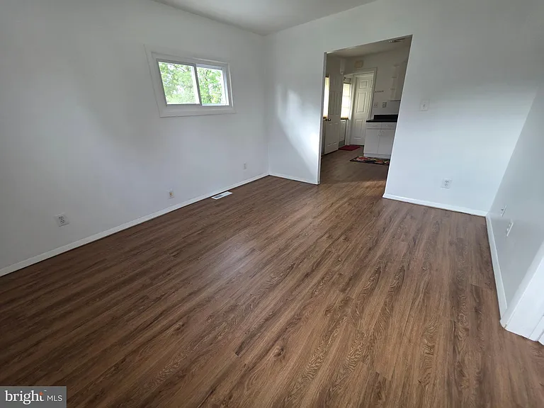 513 W Butler Ave — Photo 13
