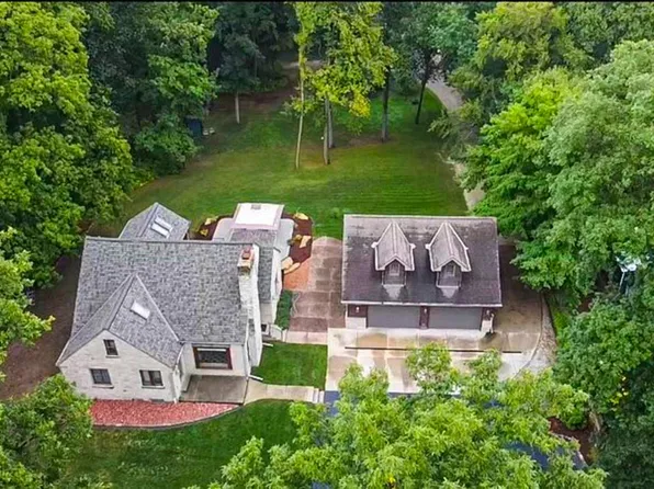 7516 North 107th STREET, Milwaukee, WI 53224