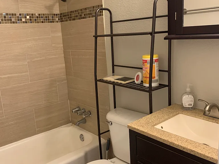 2401 Manor Rd #208 — Photo 6