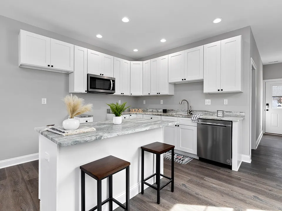 400 Cedar Ave #400