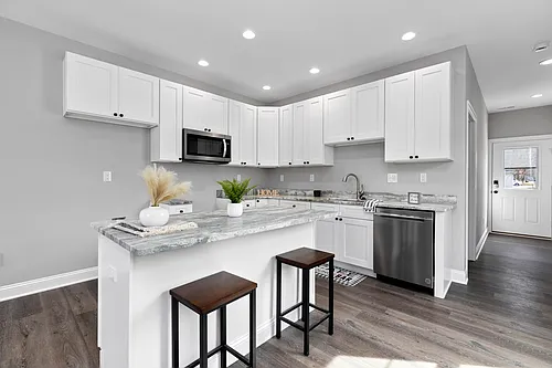 400 Cedar Ave #400 Photo 1