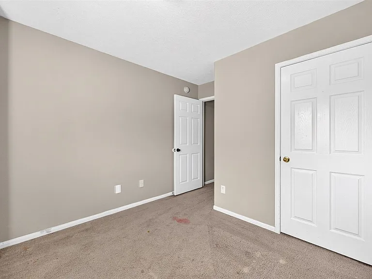 7603 Kenmark Ct — Photo 39