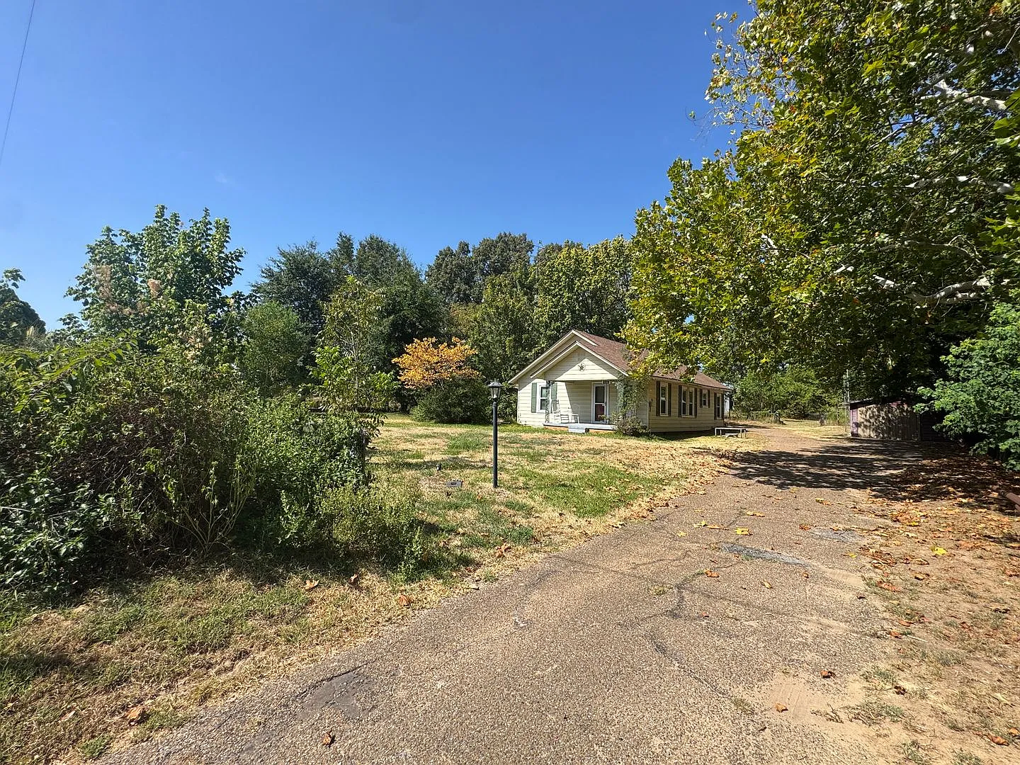 10261 FM 724 — Photo 2