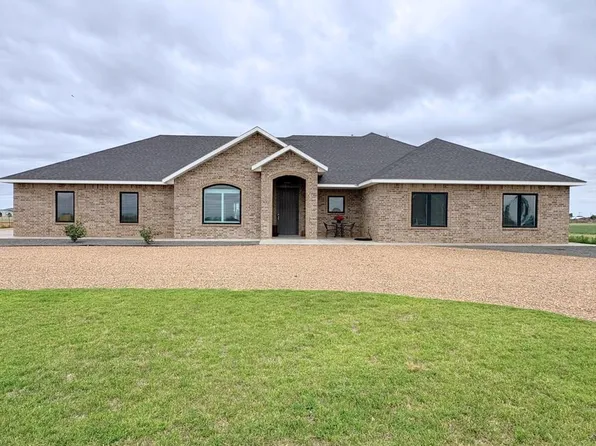 8 Prairie View Rd, Dalhart, TX 79022