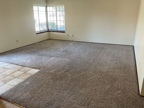 3rd image of 3255A Holly Dr