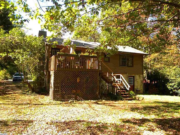 5th image of 58 Falling Rock Dr