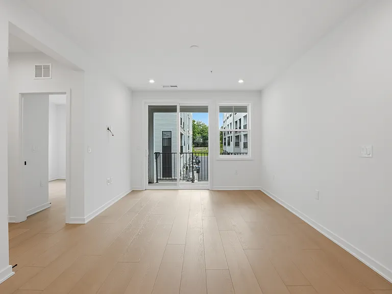 4759 Sully Point Ln — Photo 13