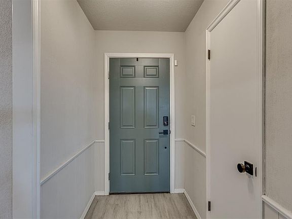 3rd image of 704 Gregg Ct