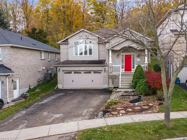 850 Munich Cir, Waterloo, ON N2V 2N5