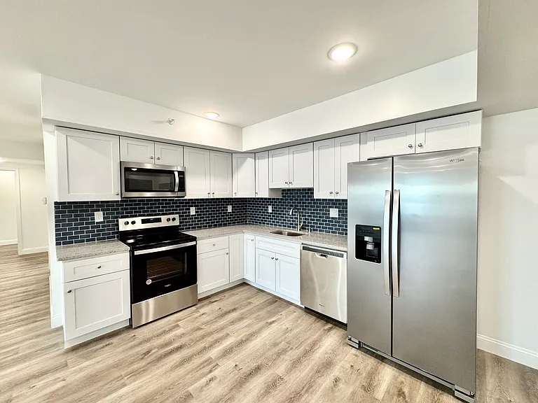 4077 Lancaster Ave #311-R — Photo 6