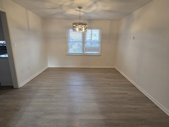 5th image of 5 Ardmore Cir