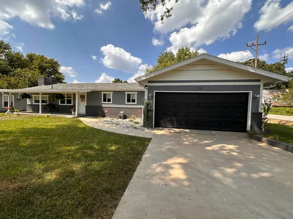 3309 W Farm Road 148, Springfield, MO 65807
