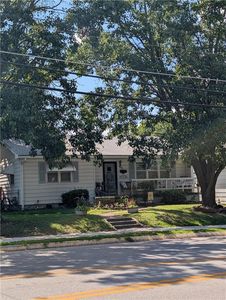 511 & 515 N Ash St, Nevada, MO, 64772