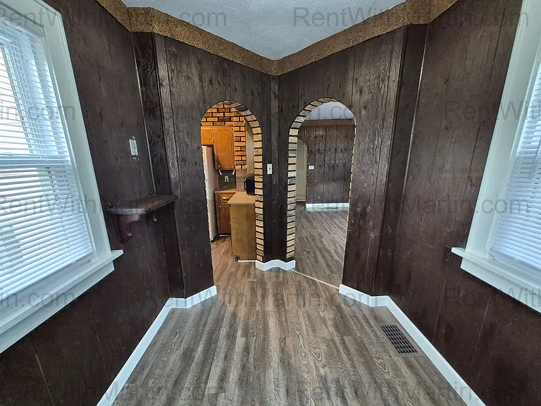 1212 Forest Ave — Photo 5