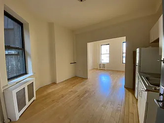 Rented by Urban Real Estate Property Group Inc